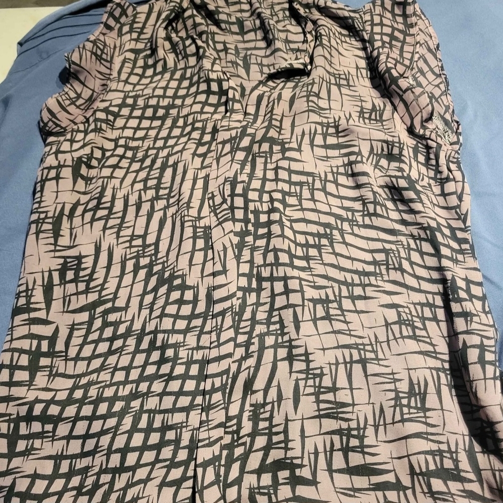 Stylish Cream and Black Patterned Blouse